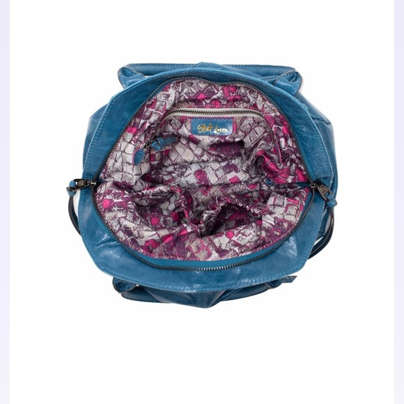 Elliott Lucca Medium Faro Distressed Leather Satchel Bag - Picture 14 of 16